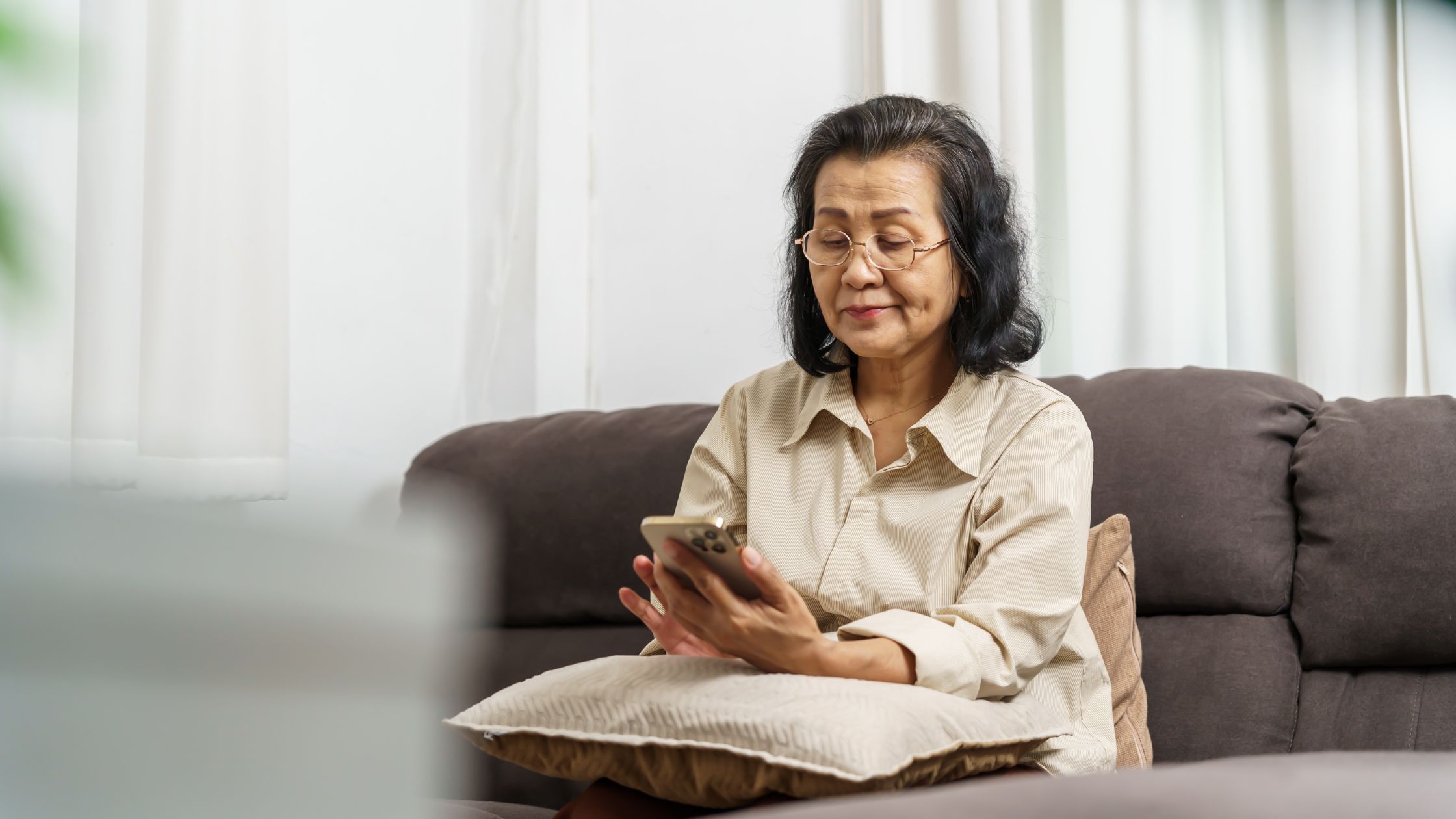 How to Know If Your Aging Parent Is Safe Living Alone
