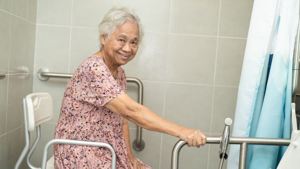 Bathing Assistance for Seniors: What Families Should Know